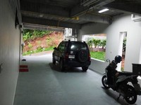 27-200-studio apartment- garage couvert pour votre scooter ou votre voiture 